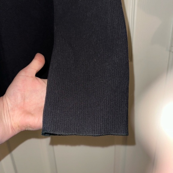 Athleta womens black v neck contemporary hooded sweater M athleisure - Picture 6 of 10